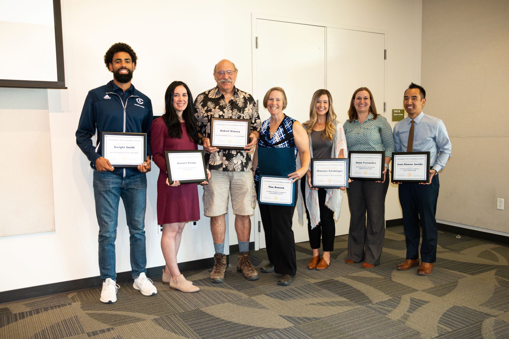 Award recipients group photo.