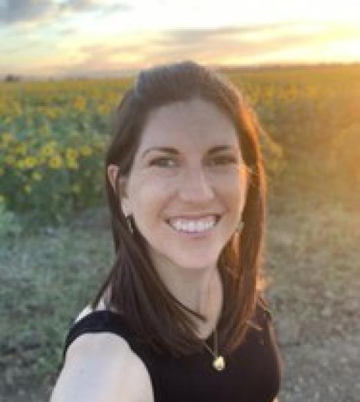 Photo of Kelli Sholer