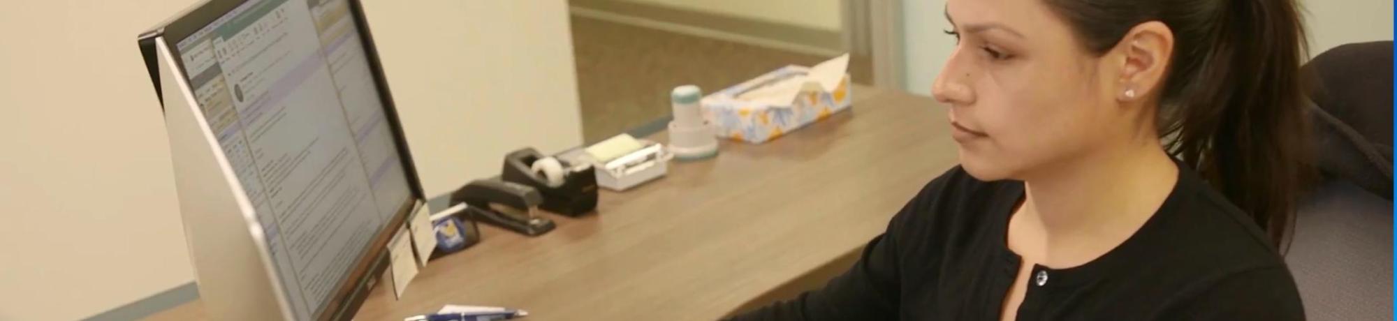 Advisor working in office.